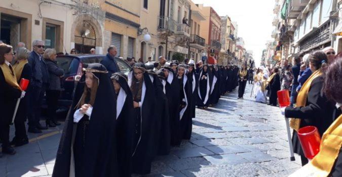B&B Mare Di Augusta La Finestra Sul Porto Luaran gambar